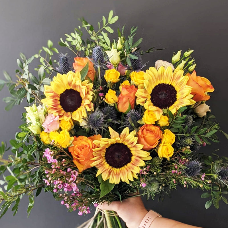 Daphne bouquet of flowers - large