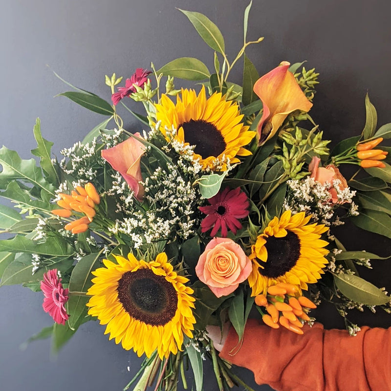Willow flowers Bouquet - with sunflowers